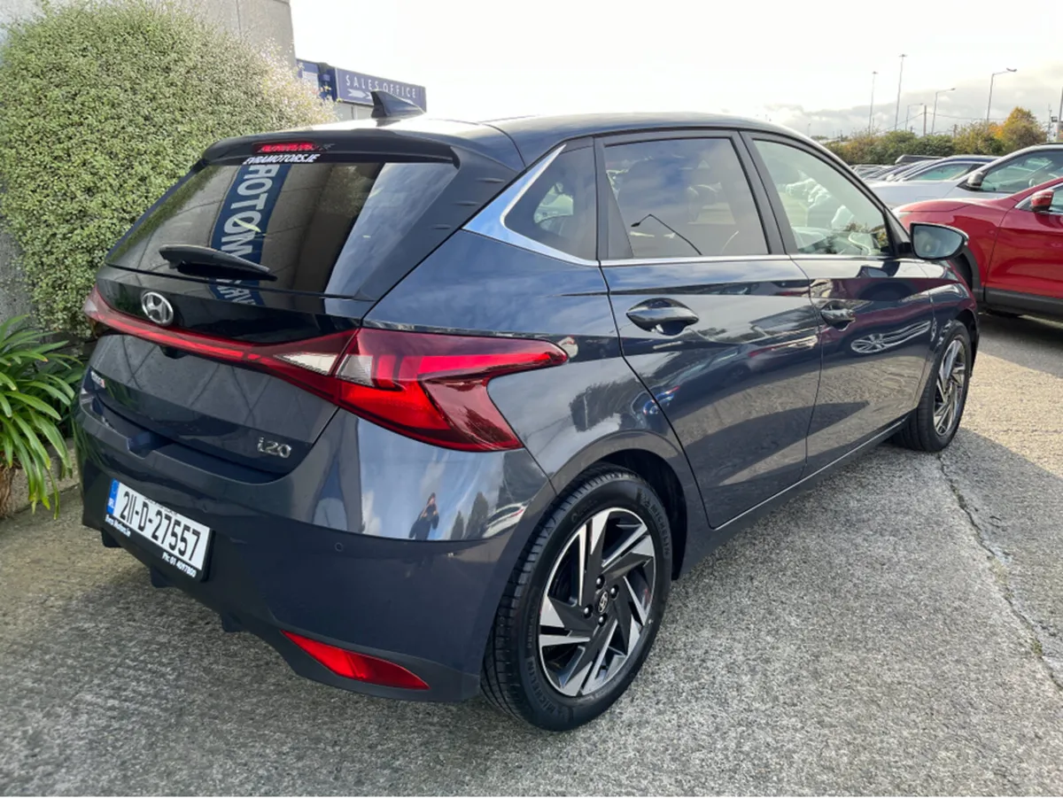 Hyundai i20 DELUXE PLUS 1.2 PETROL - Image 4