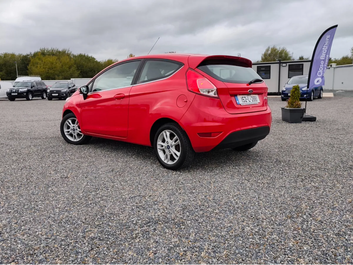 Ford Fiesta 1.25 ZETEC 82PS 3DR - Image 3