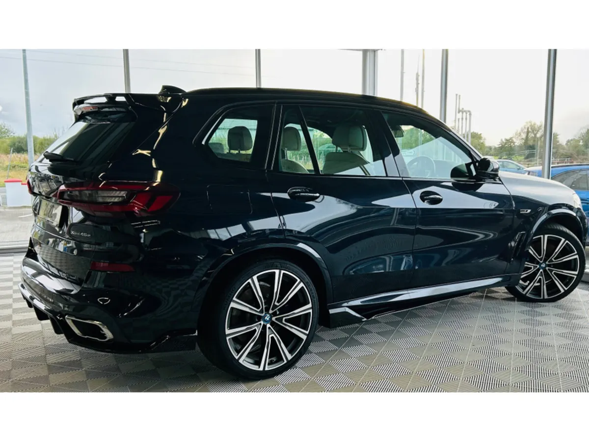BMW X5 XDRIVE45E M SPORT AUTO Pan roof - Image 2