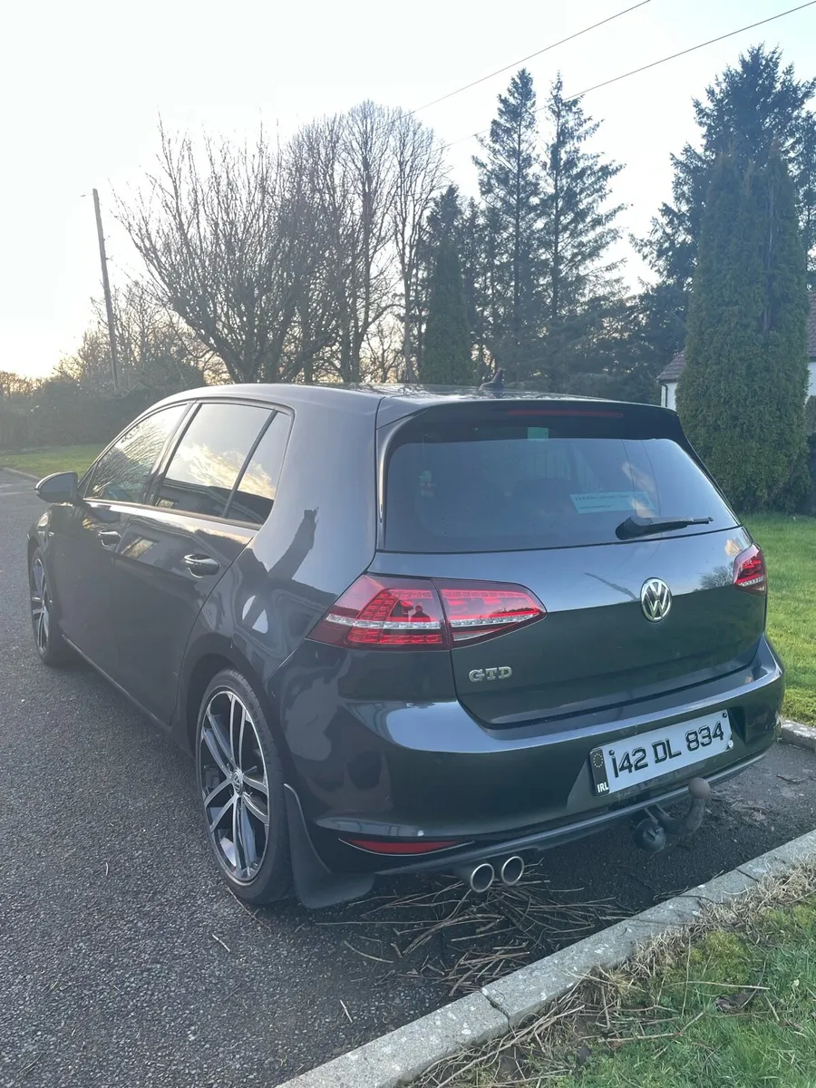 Golf Gtd - Image 3