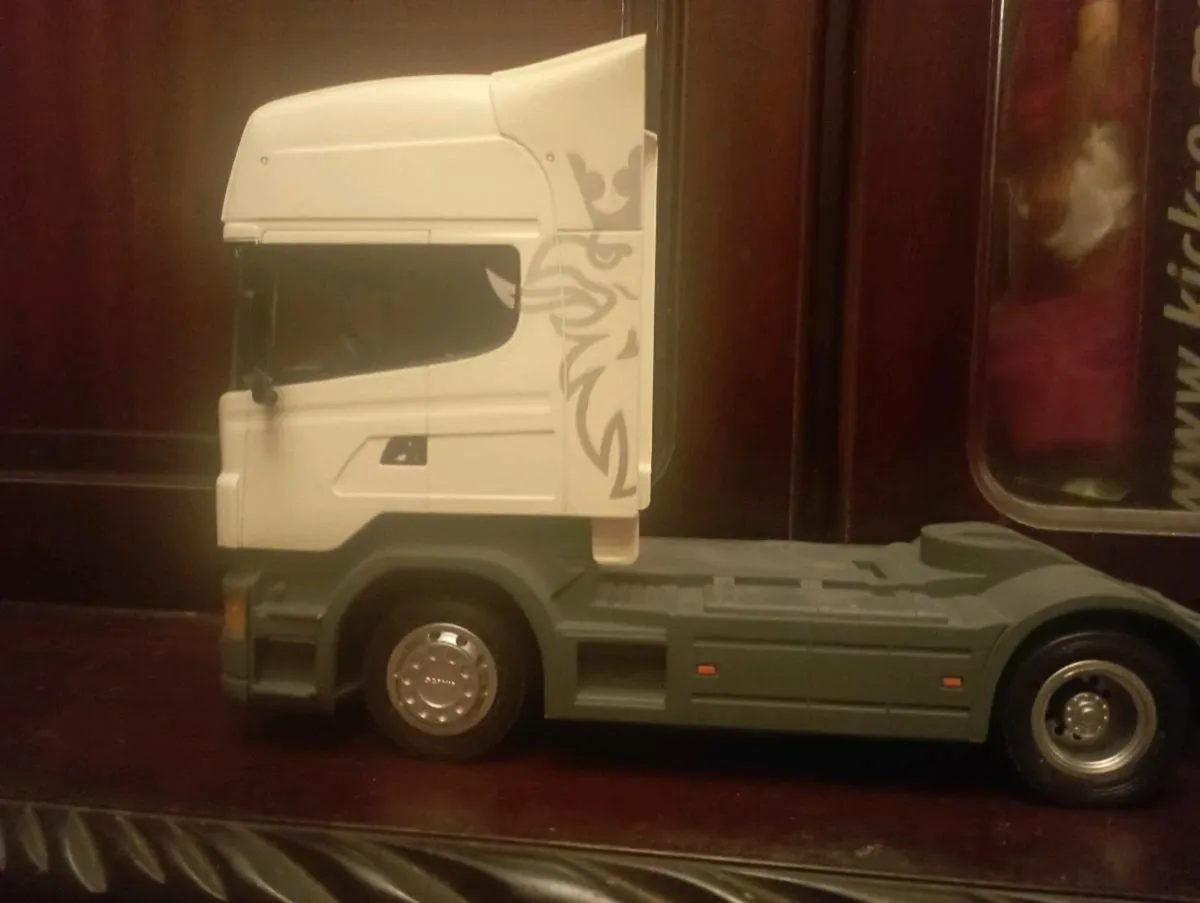BOXED SCANIA R620 TOP LINE  LARGE 1-24 SCALE - Image 3
