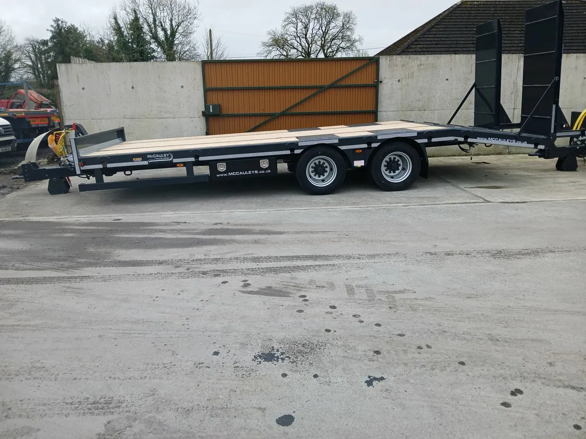 Low loader - Image 3