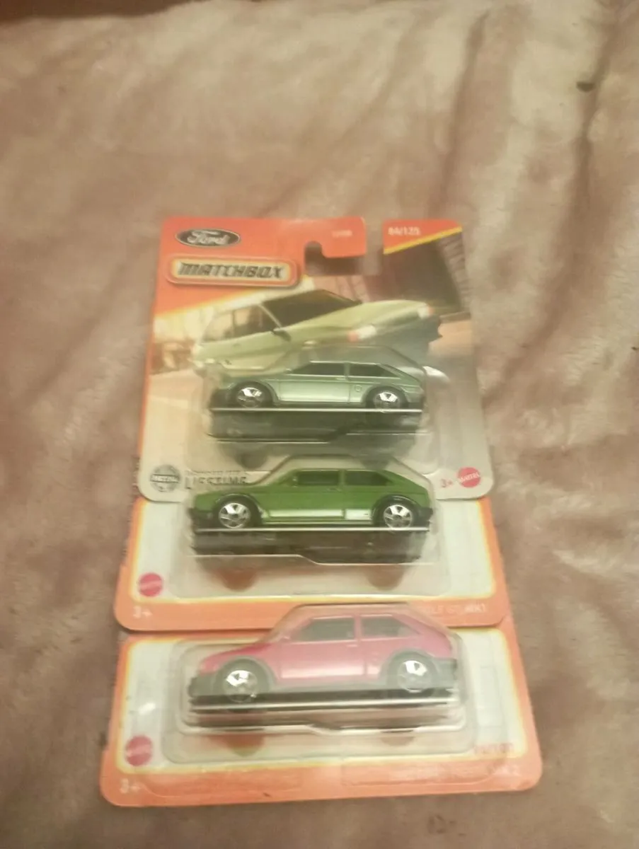 MATHBOX FORD FIESTA 1-64 SCALE - Image 1