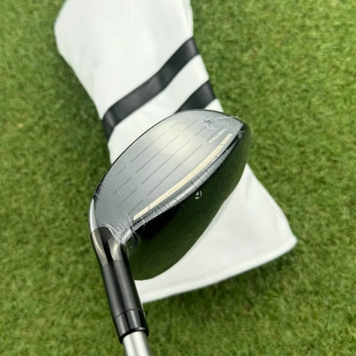 New Taylormade Qi10 Max #5 Wood 19° / Senior - Image 3