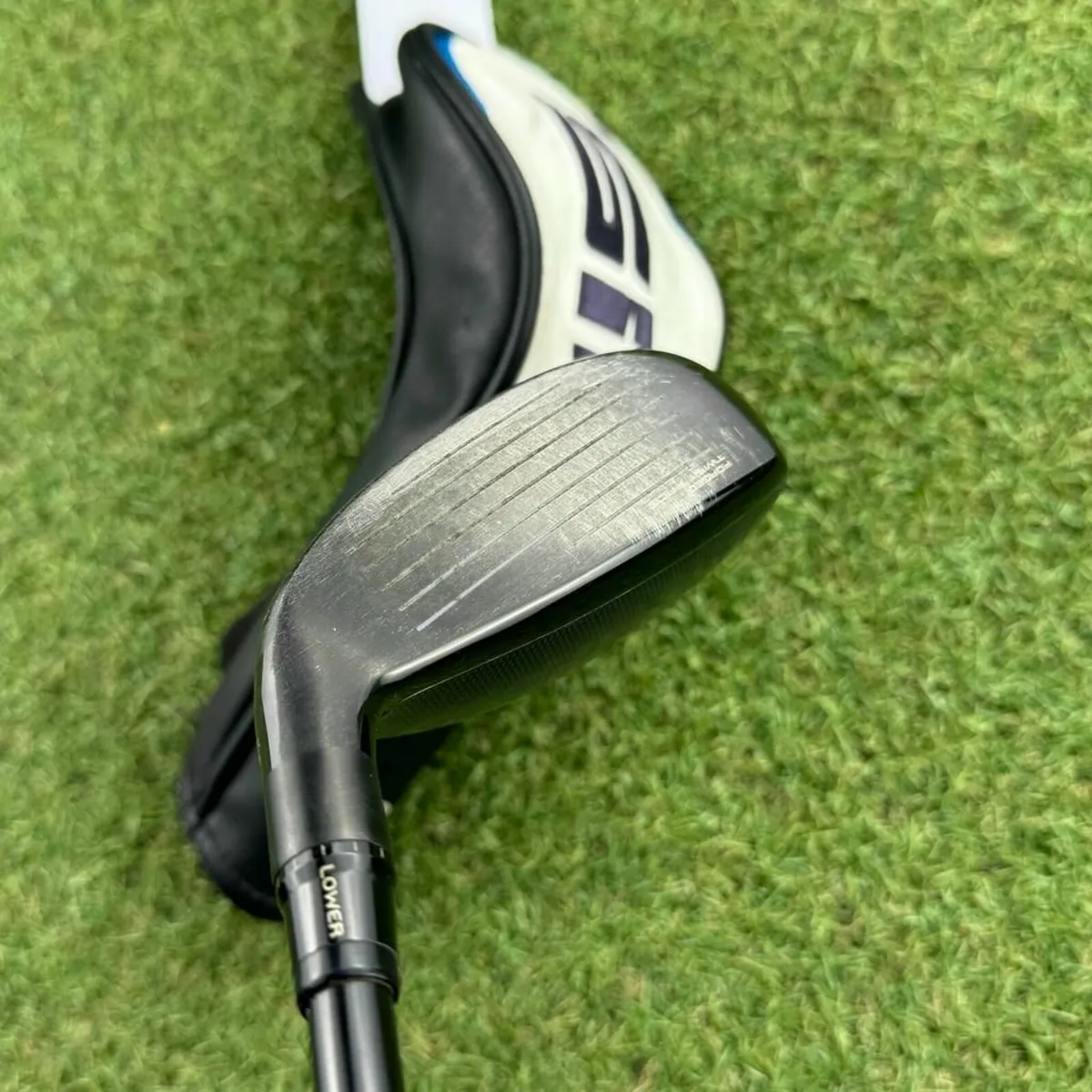 Taylormade Sim 2 Hybrid / #3 19.5° / Stiff - Image 3