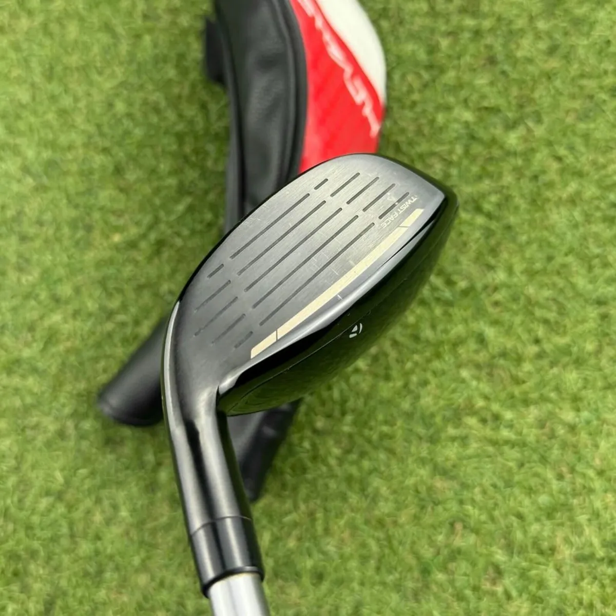 Taylormade Qi10 Max Hybrid / #4 23° / Regular - Image 3