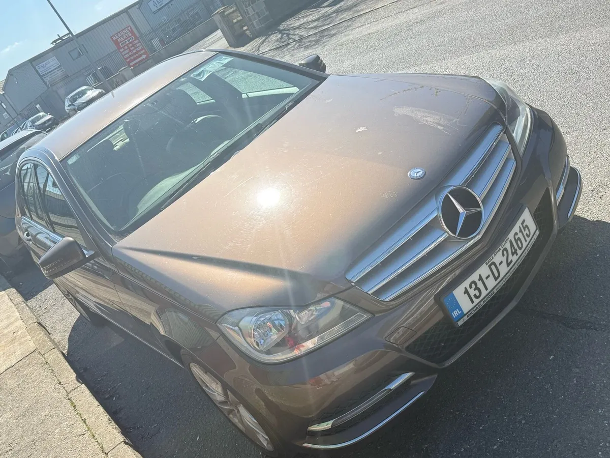 Mercedes C- Class - Image 2