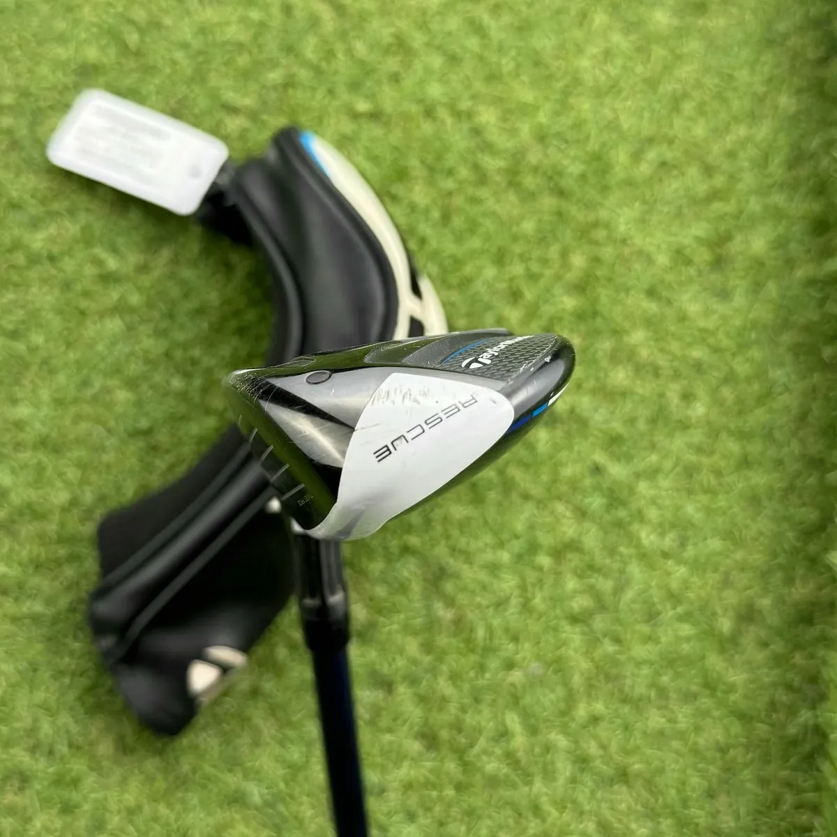 Taylormade Sim 2 Max Hybrid / #4 22° / Regular - Image 3