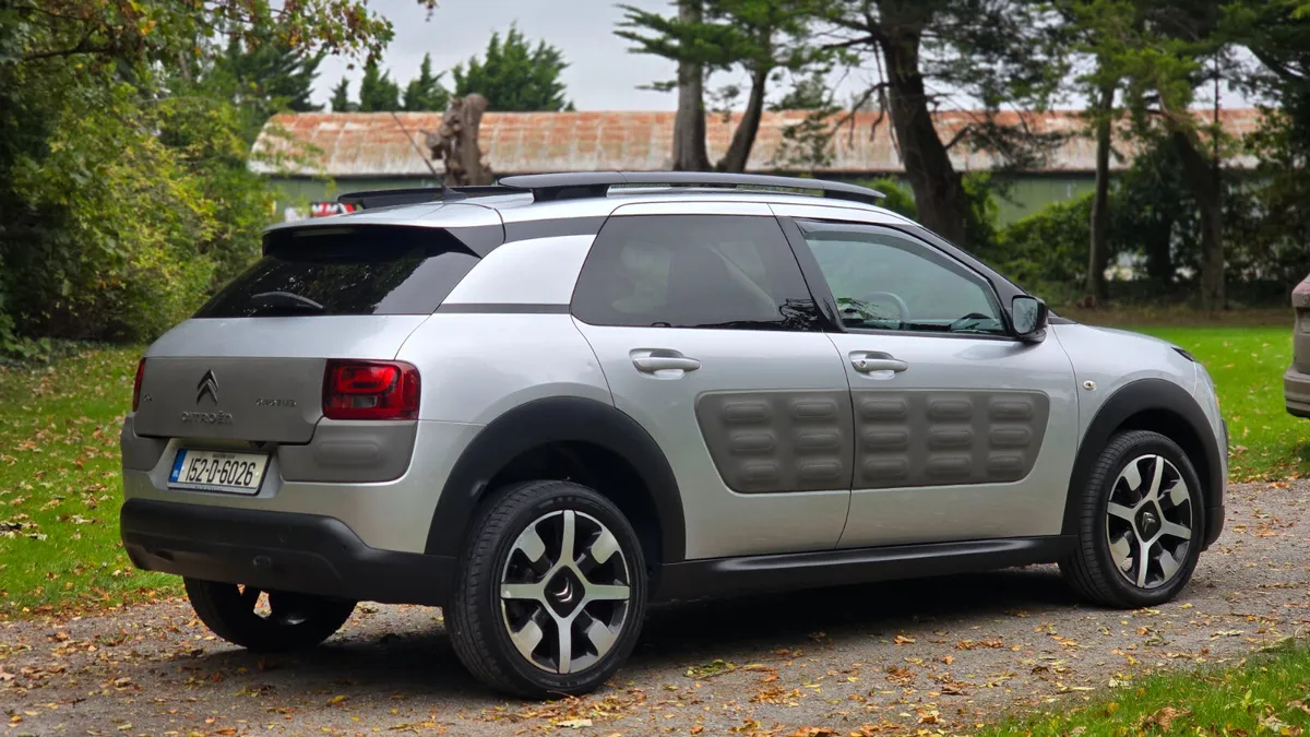 2015 Citroen C4 Cactus 1.6 HDI 100hp Feel Low Mile - Image 4