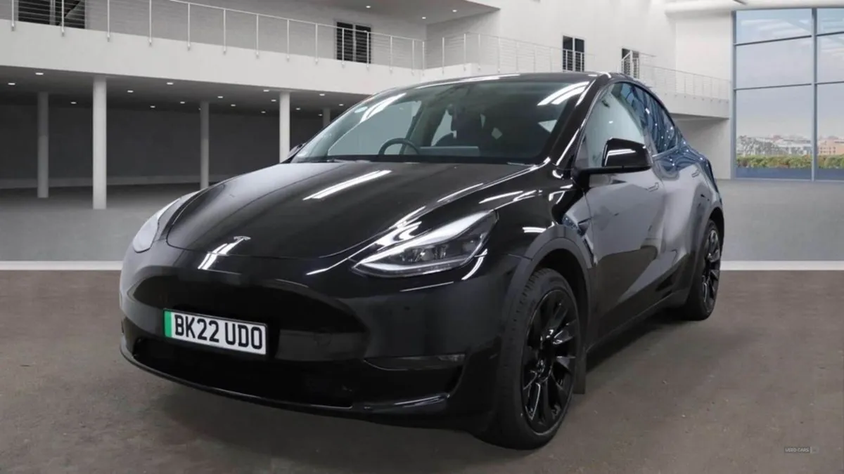 Tesla Model Y Long Range AWD 4WD 5dr - Image 1