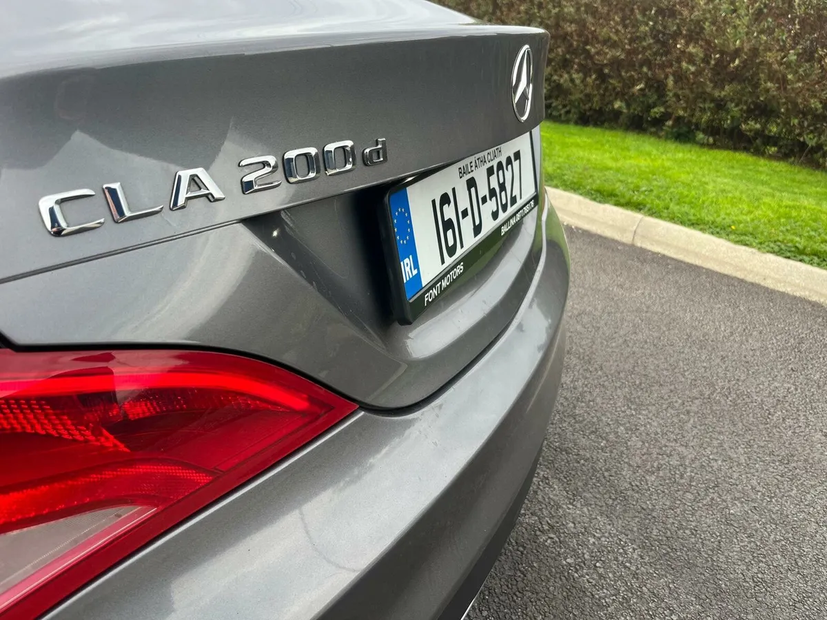Mercedes - Image 2