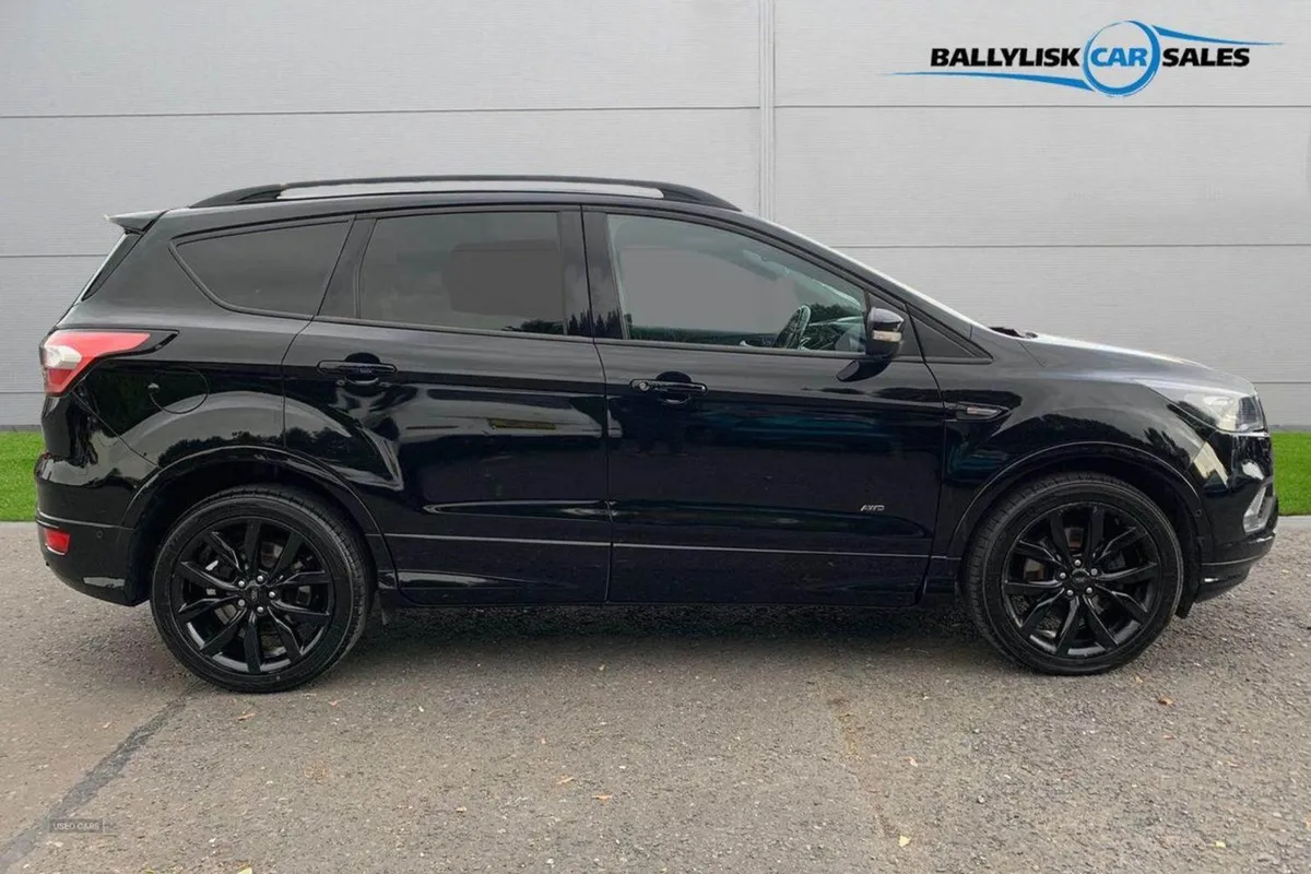 Ford Kuga 2.0 Tdci 180PS St-line X Auto AWD in Bl - Image 3