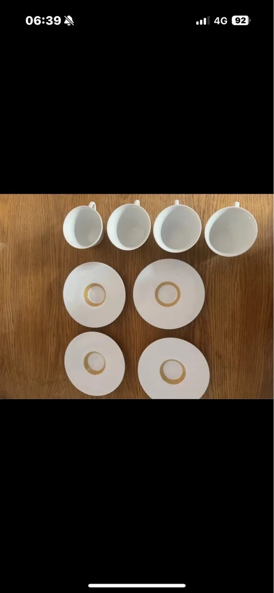 Nespresso cups and saucers - Image 1