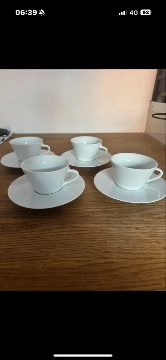 Nespresso cups and saucers - Image 2