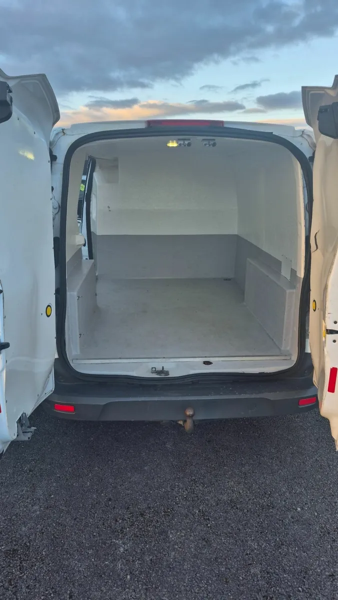 Ford Transit 2016 - Image 1