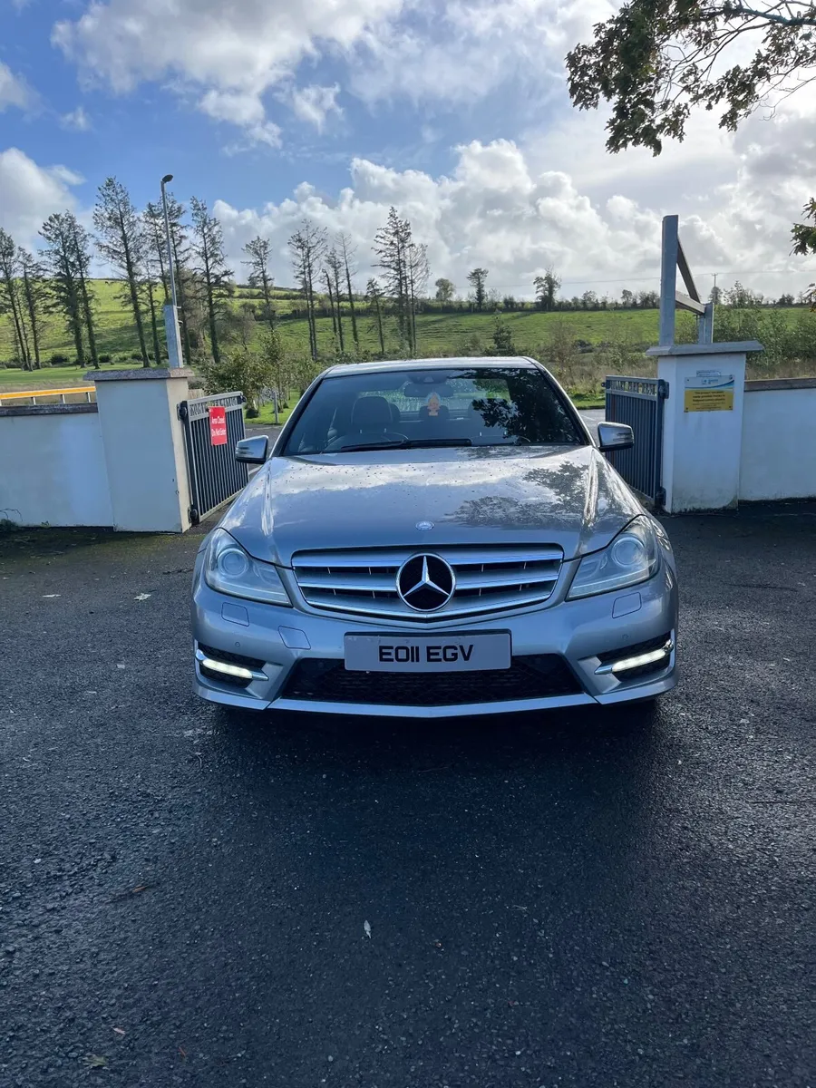 Mercedes-Benz C250 Auto - Image 3