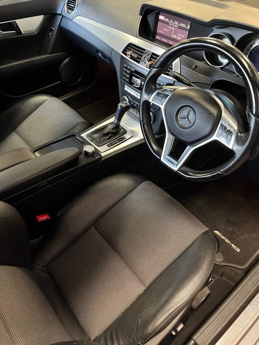 Mercedes-Benz C250 Auto - Image 4