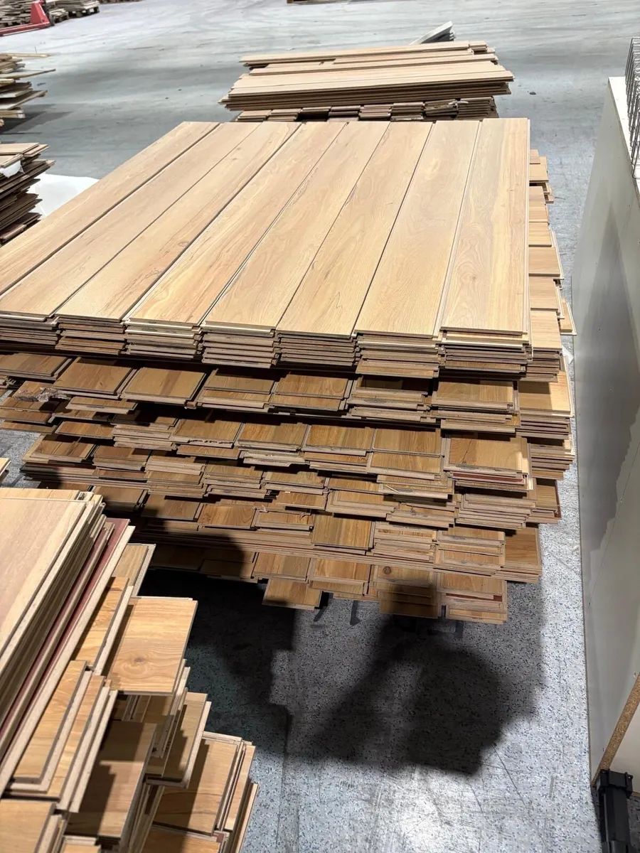 Wooden floor - Image 3