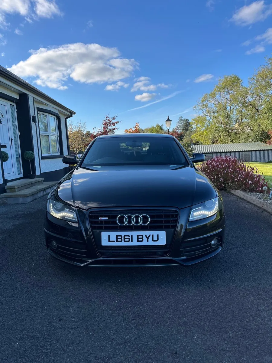 Audi A4 S-Line 2012 - Image 2