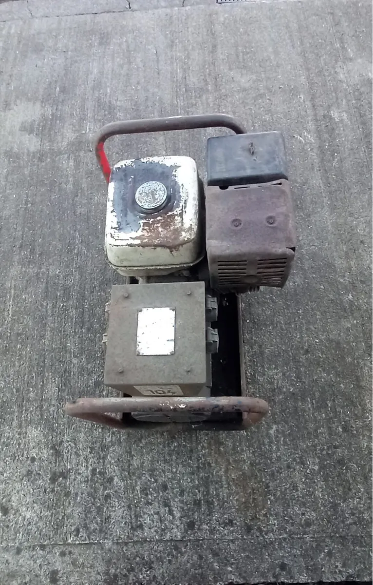 Honda generator - Image 1