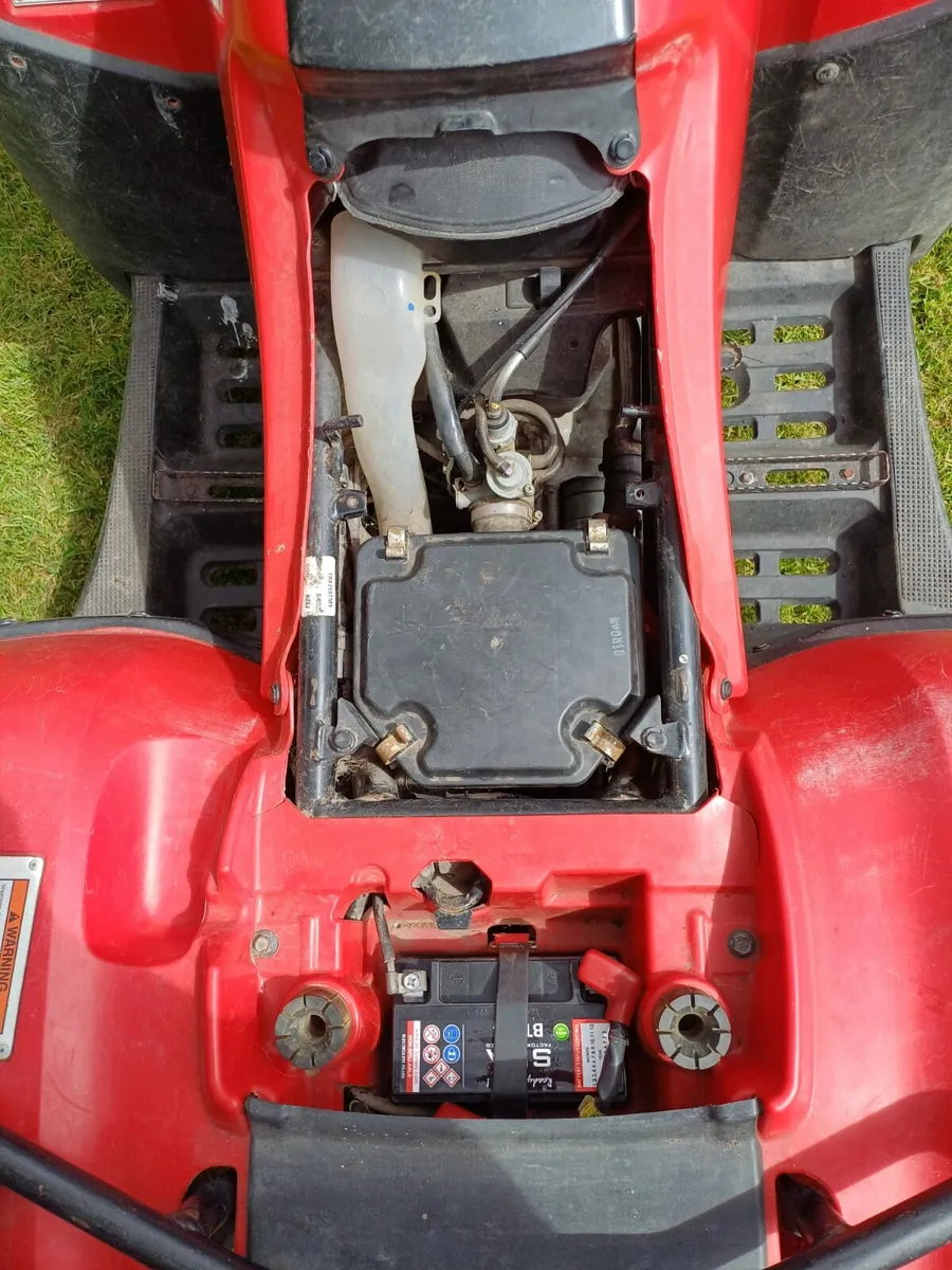 Honda 250 (manual) low hours - Image 4