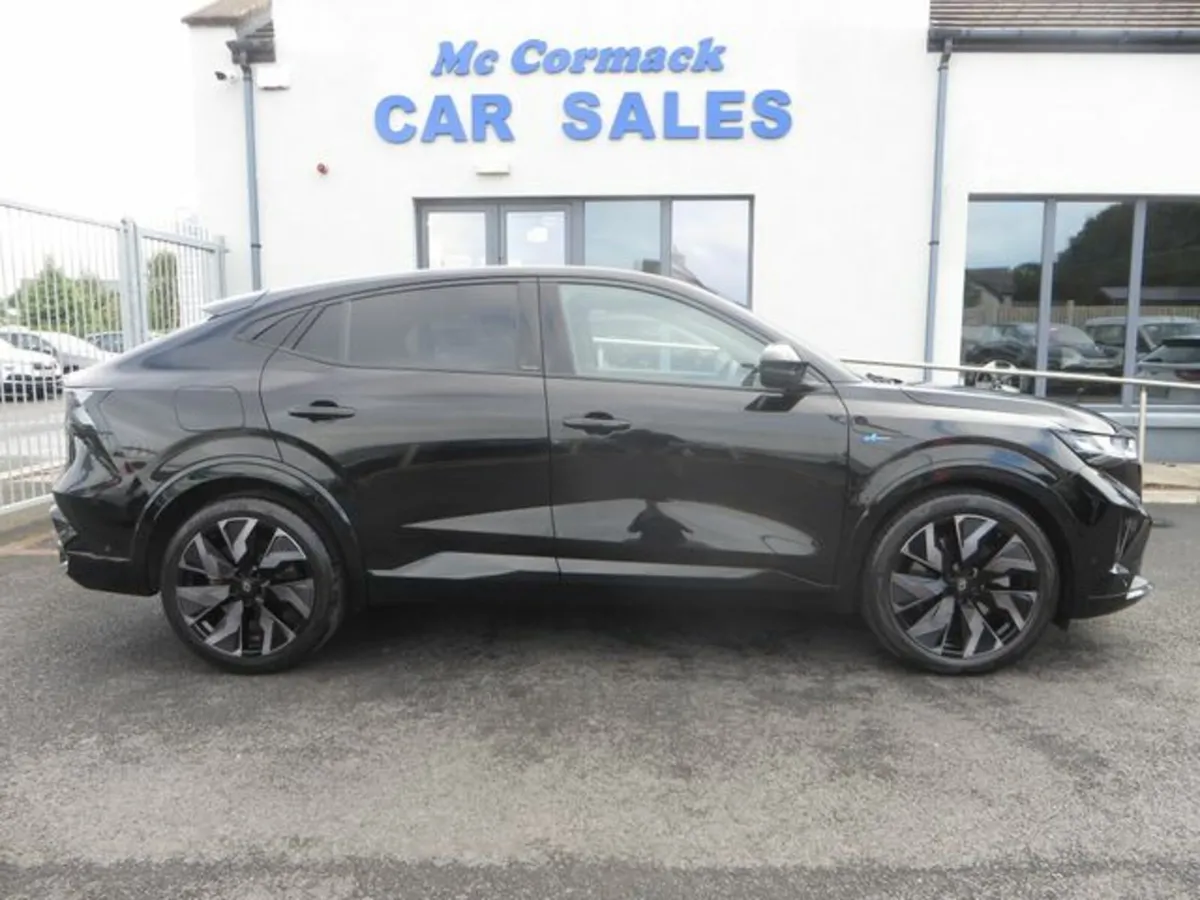 Renault Rafale TECHNO ESPRIT ALPINE E-TECH - Image 2