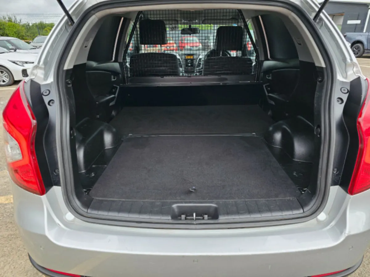 SsangYong Korando Commercial 5DR - Image 3