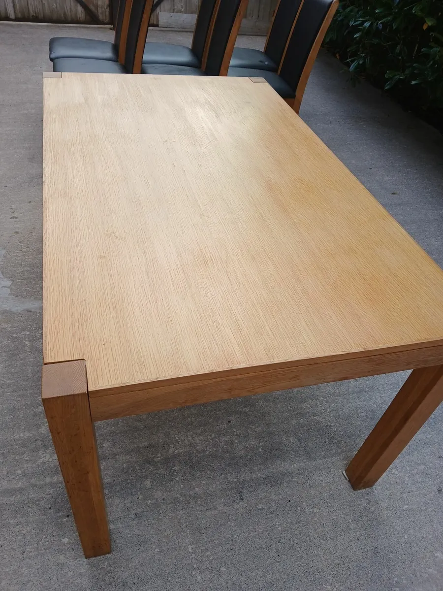Table and 6 leather  chairs - Image 4