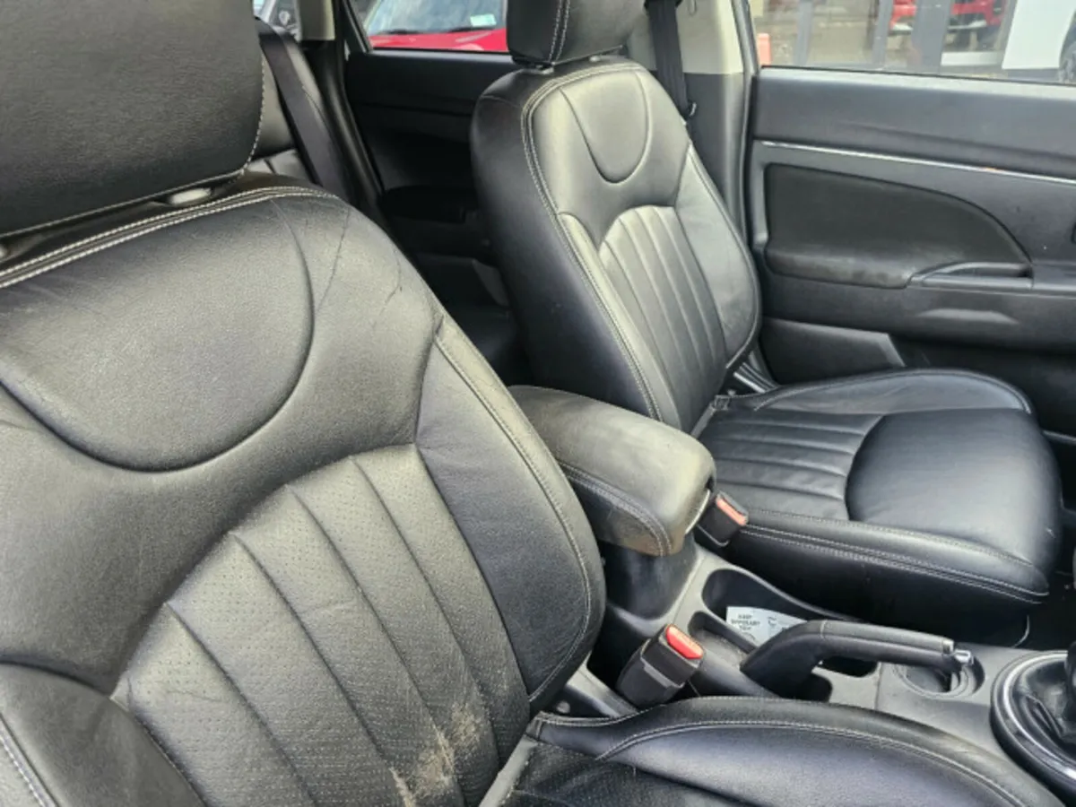 Mitsubishi ASX 1.6 DID Instyle+ E6 4DR - Image 3