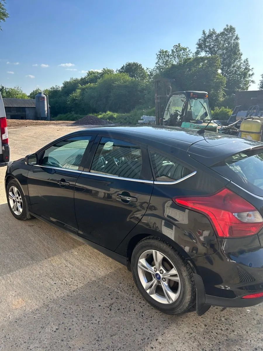 Ford Focus 2011 - Image 4