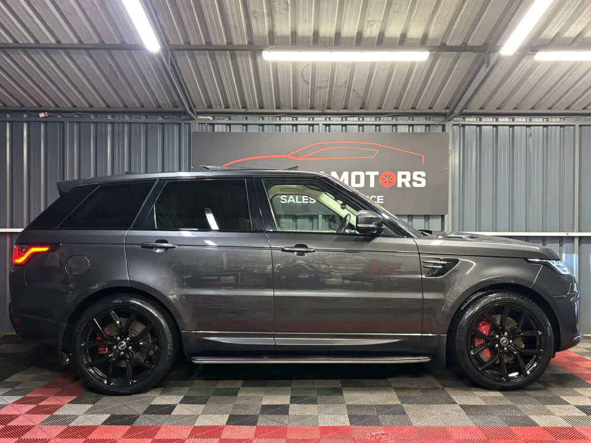 2022 221D Land Rover Range Rover P400e HSE Auto - Image 4