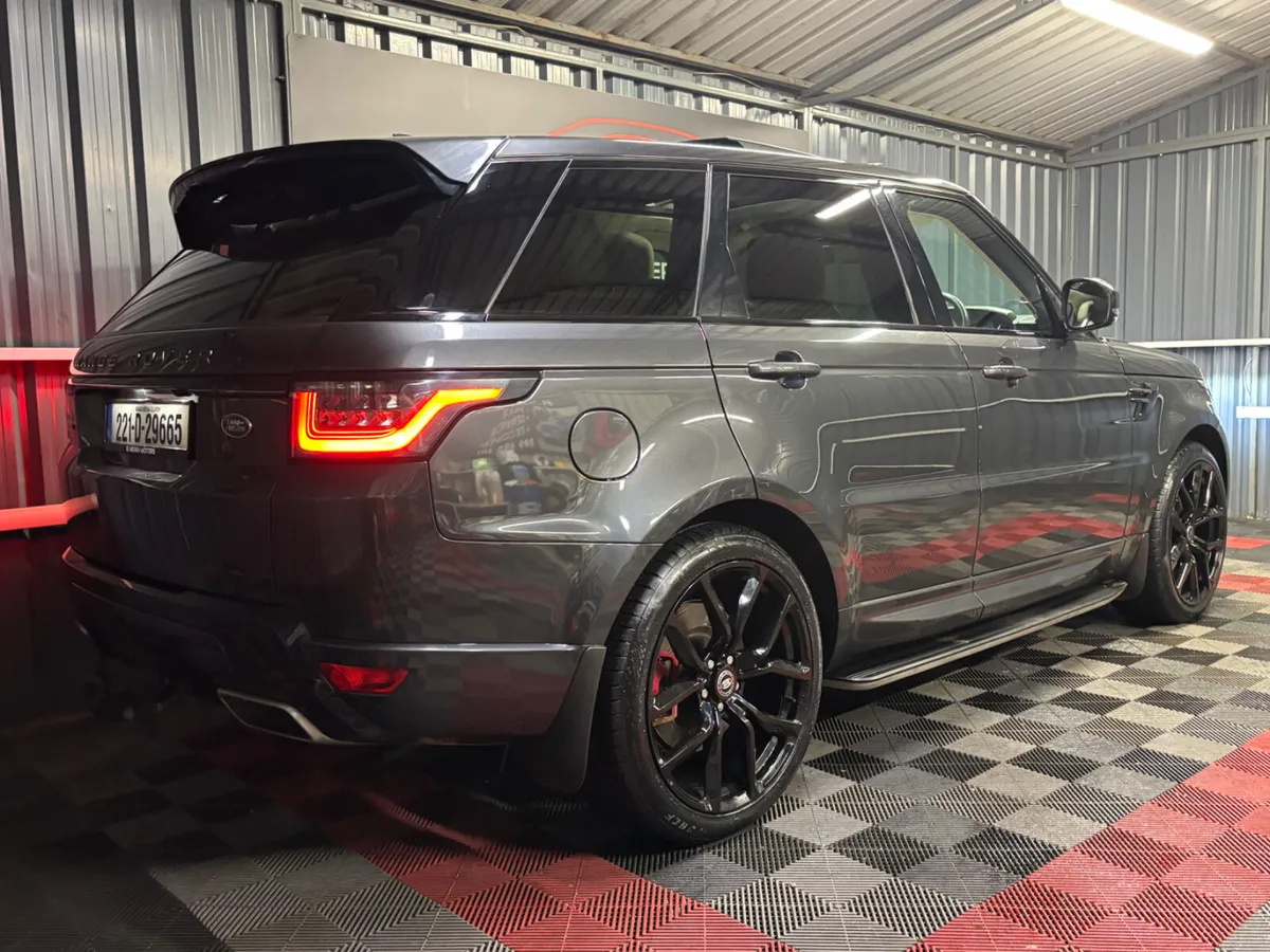 2022 221D Land Rover Range Rover P400e HSE Auto - Image 3
