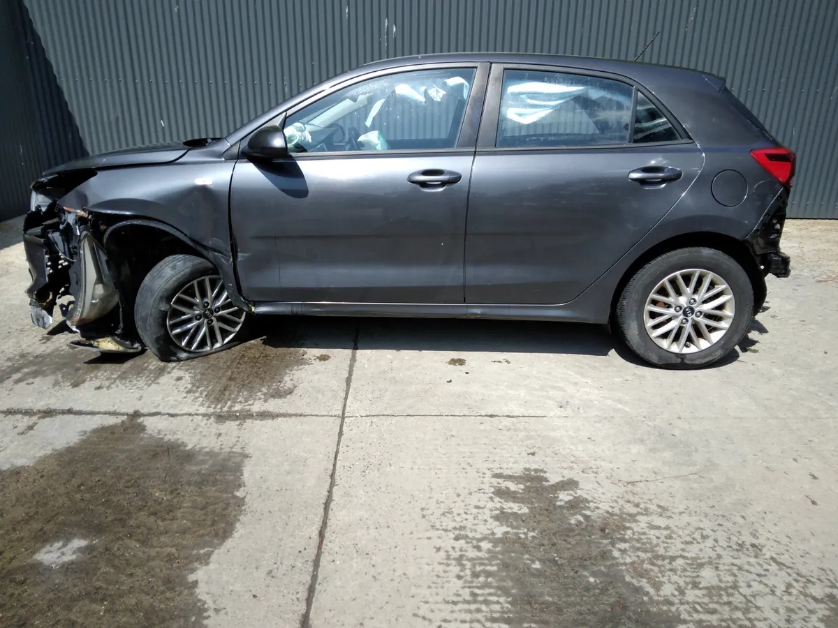 2017 Kia Rio 1.4 Diesel Breaking/Dismantling - Image 2