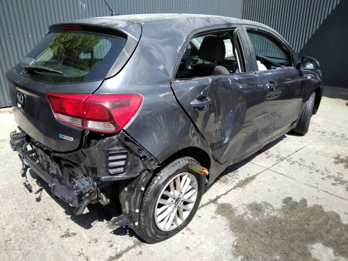 2017 Kia Rio 1.4 Diesel Breaking/Dismantling - Image 4