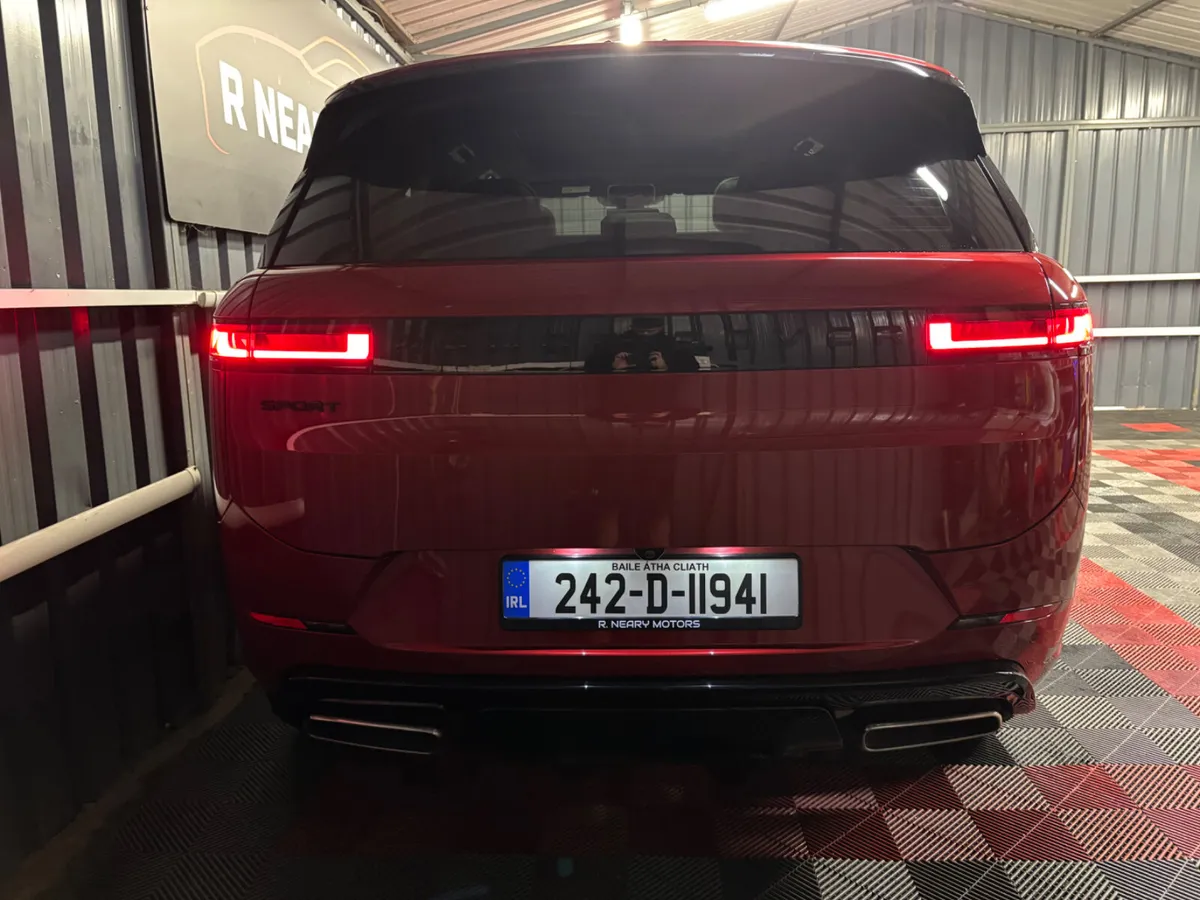 2024 242D Land Rover Range Rover Sport P460e - Image 2