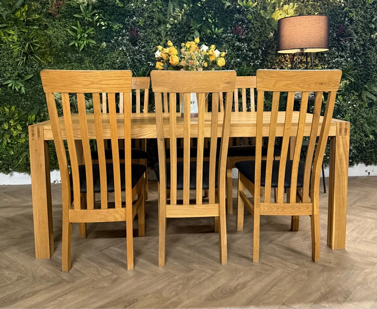 Oak kitchen table & 6 chairs/dining set - Image 3