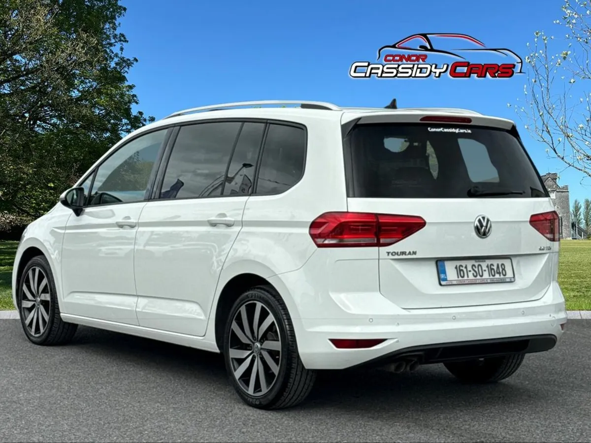 Volkswagen Touran 2.0 TDI SE Family BMT ** SUNROOF - Image 3