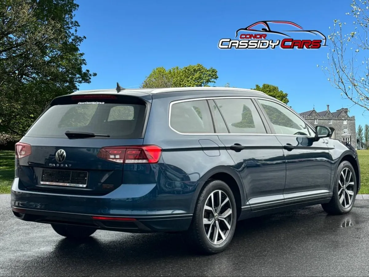 Volkswagen Passat SEL TDI DSG - Image 2