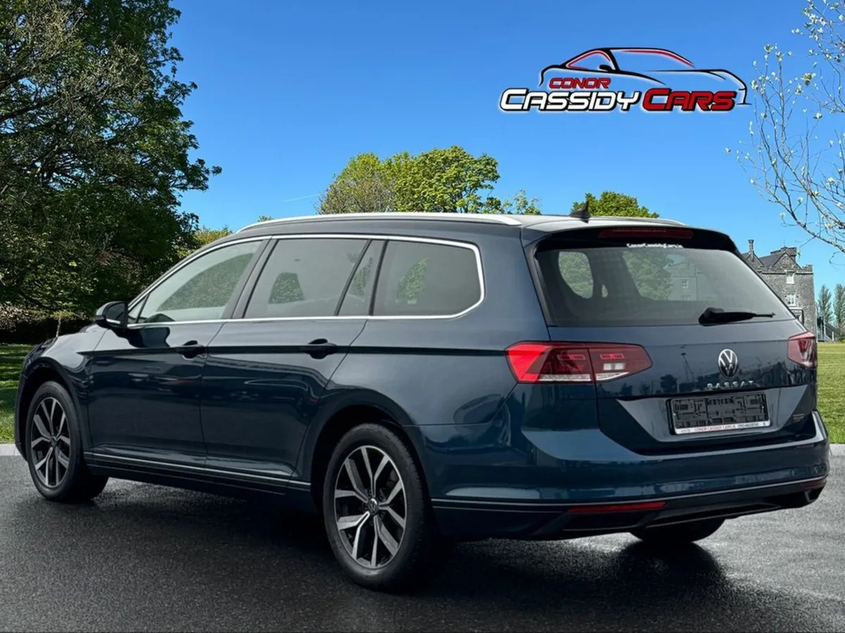 Volkswagen Passat SEL TDI DSG - Image 3