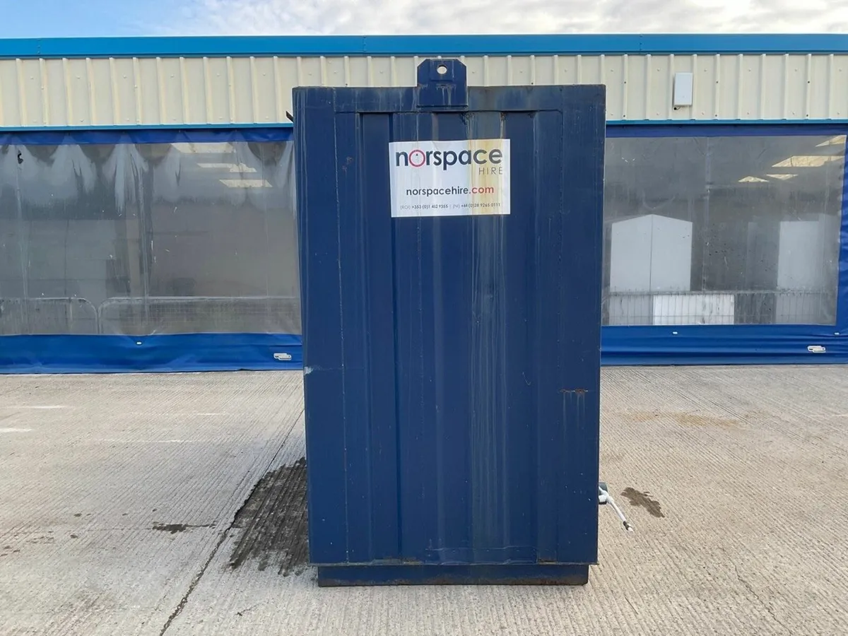 8ft x 4ft ANTI VANDAL DOUBLE MAINS SITE TOILET - Image 4