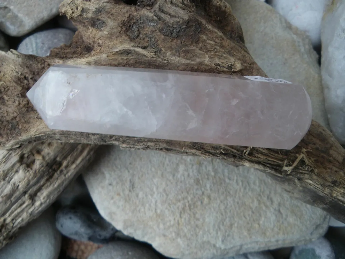 Rose Quartz wand, Crystals, Gemstones - Image 3