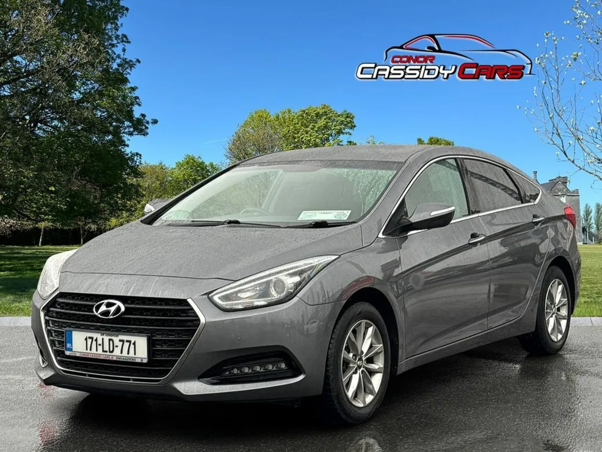 Hyundai i40 1.7 Crdi SE NAV Bl/dr *LOW MILEAGE* - Image 4