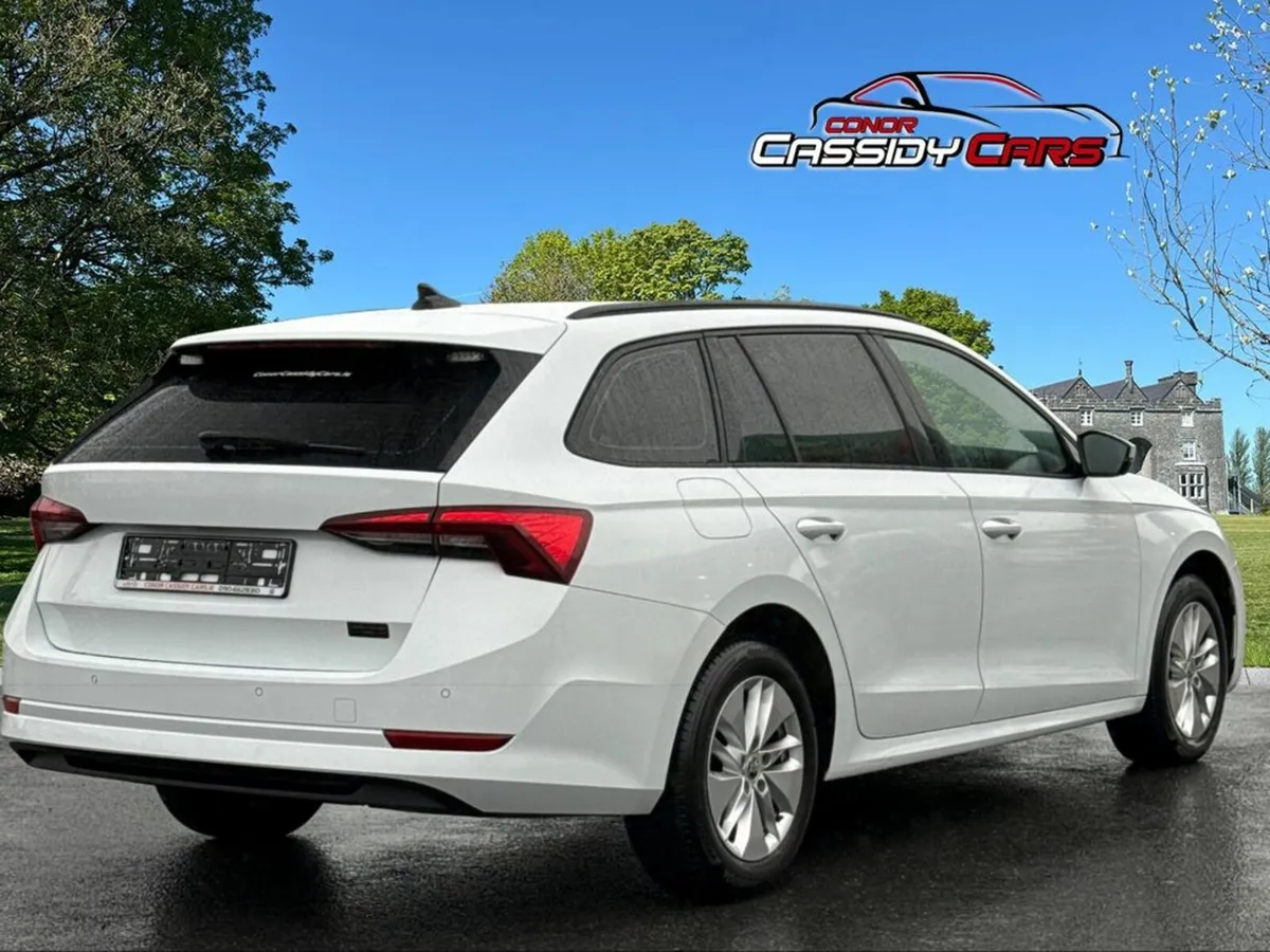 Skoda Octavia SE TECHNOLOGY TDI *222 REG* - Image 2