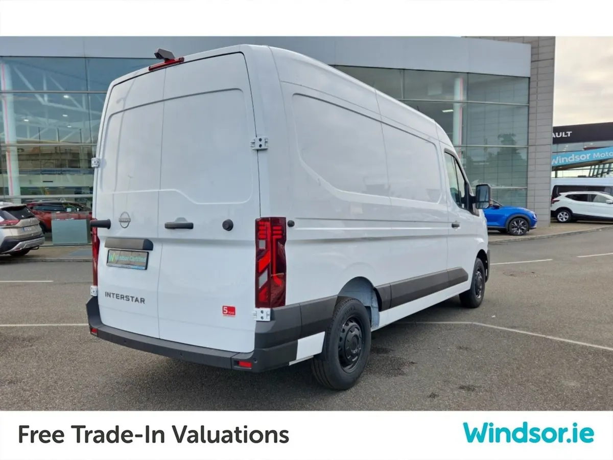 Nissan Interstar L2 H2 FWD 130 SV Premium Heated - Image 3