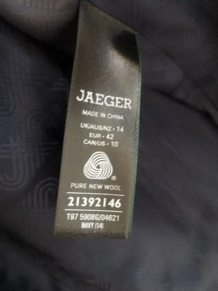 Single breasted ladies wool navy jacket - Image 3