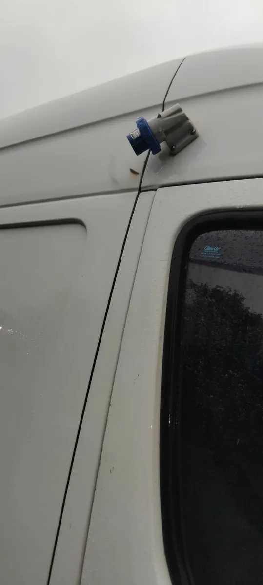 Mercedes-Benz Sprinter 20143 - Image 2