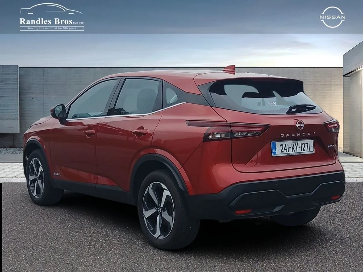 Nissan QASHQAI 1.5 Litre Petrol - Image 4