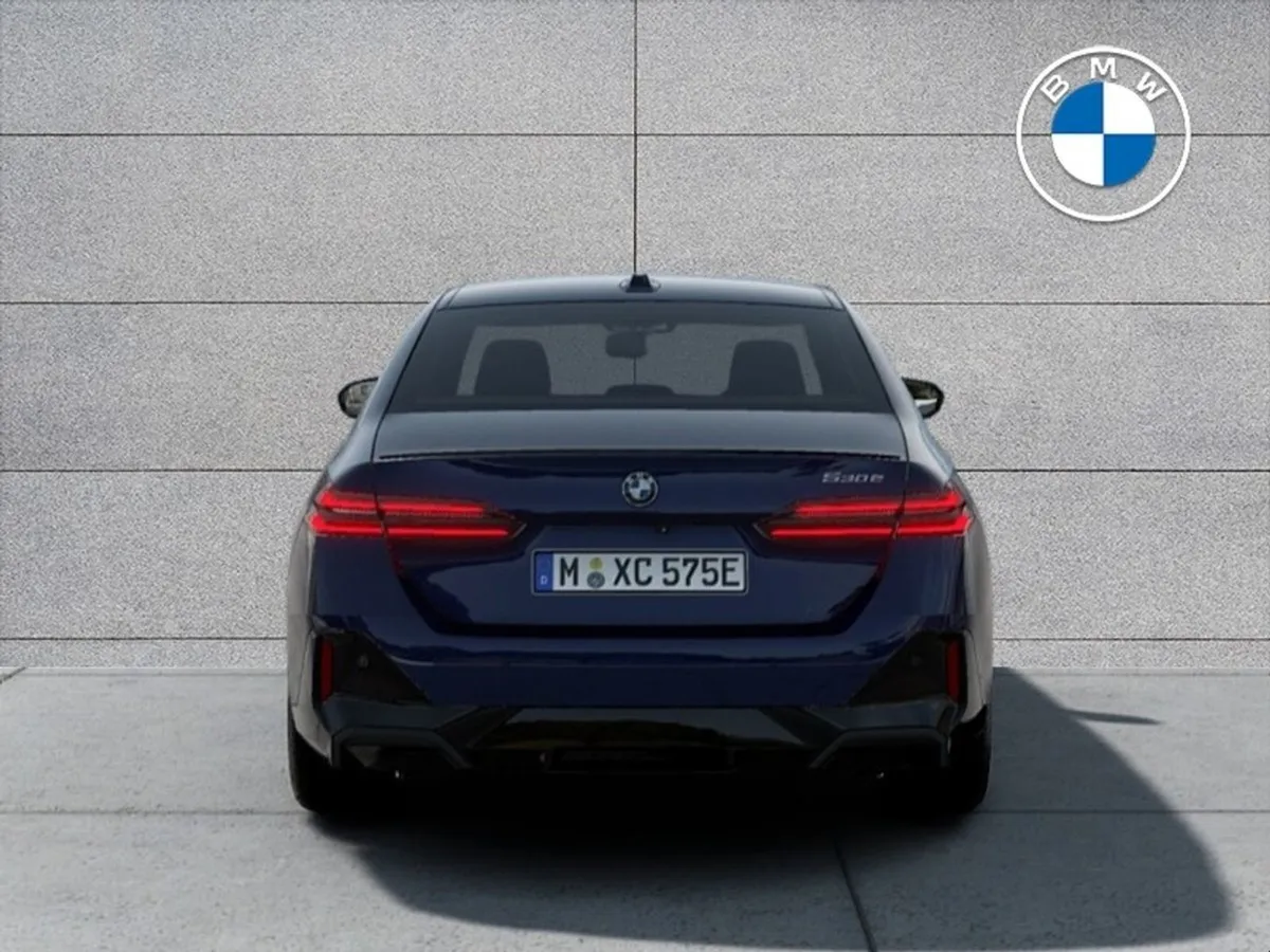 BMW 5 Series 530e M Sport Pro - Image 3