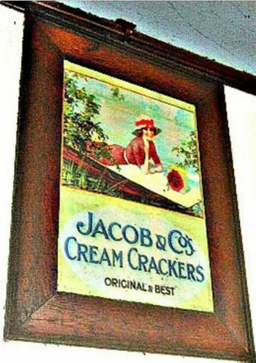 Vintage 'Framed 'Jacobs' Advertisement - Image 2