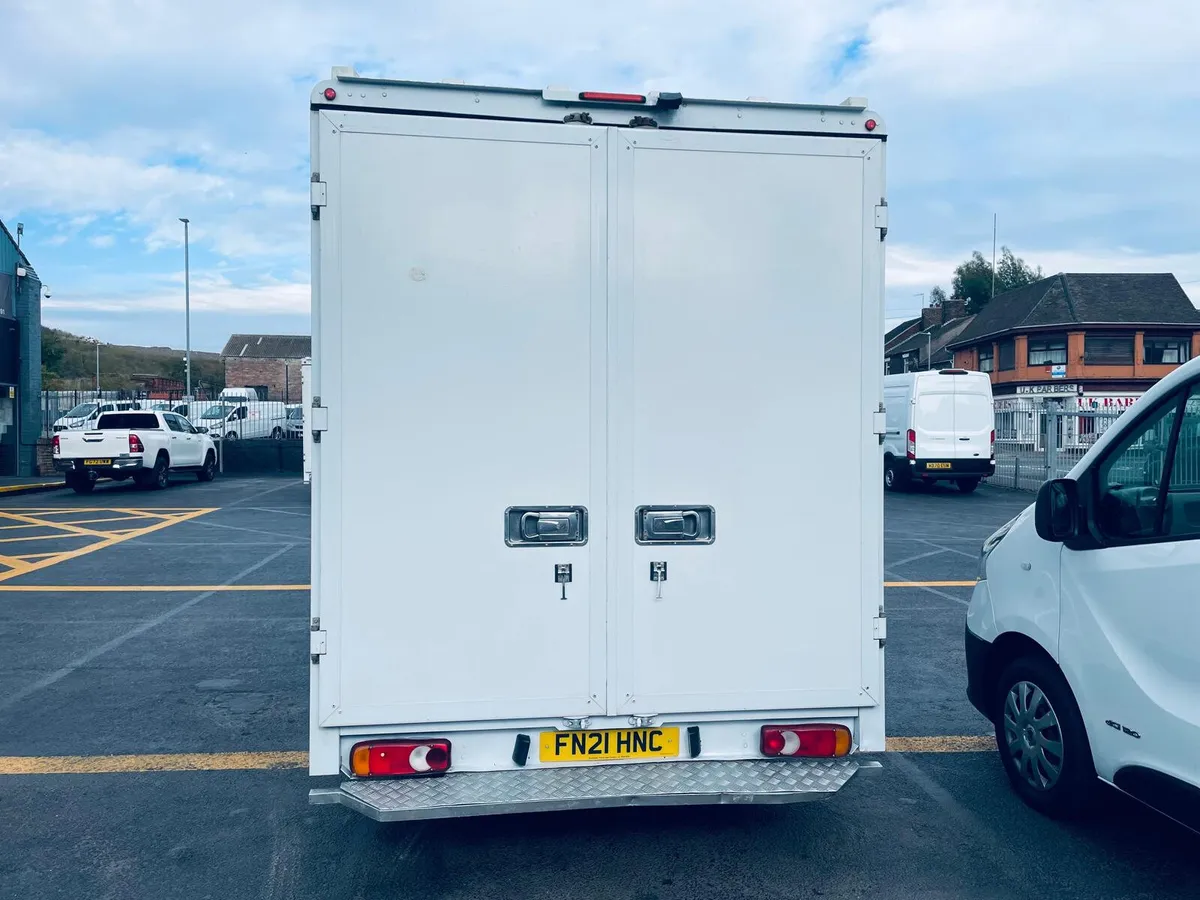 2021 Renault Master Lowloader - Image 2